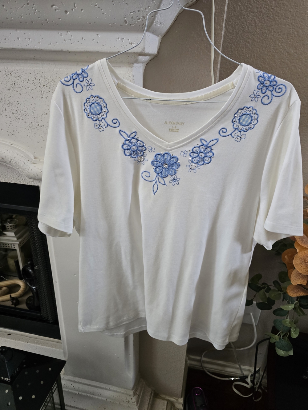 Allison Daley Cream V-Neck Tee with Blue Floral Embroidery